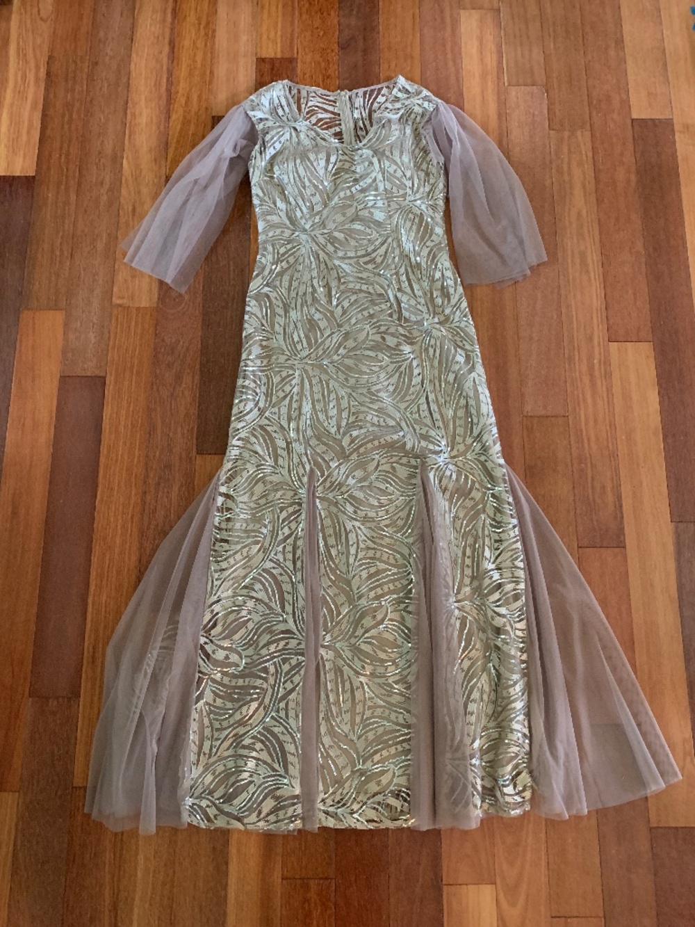 NEW Alex Evenings Long Fit and Flare Sequin Gown Dress in Rich Taupe 10 Formal